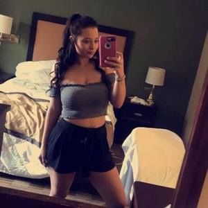 Meet your Posher, Olivia